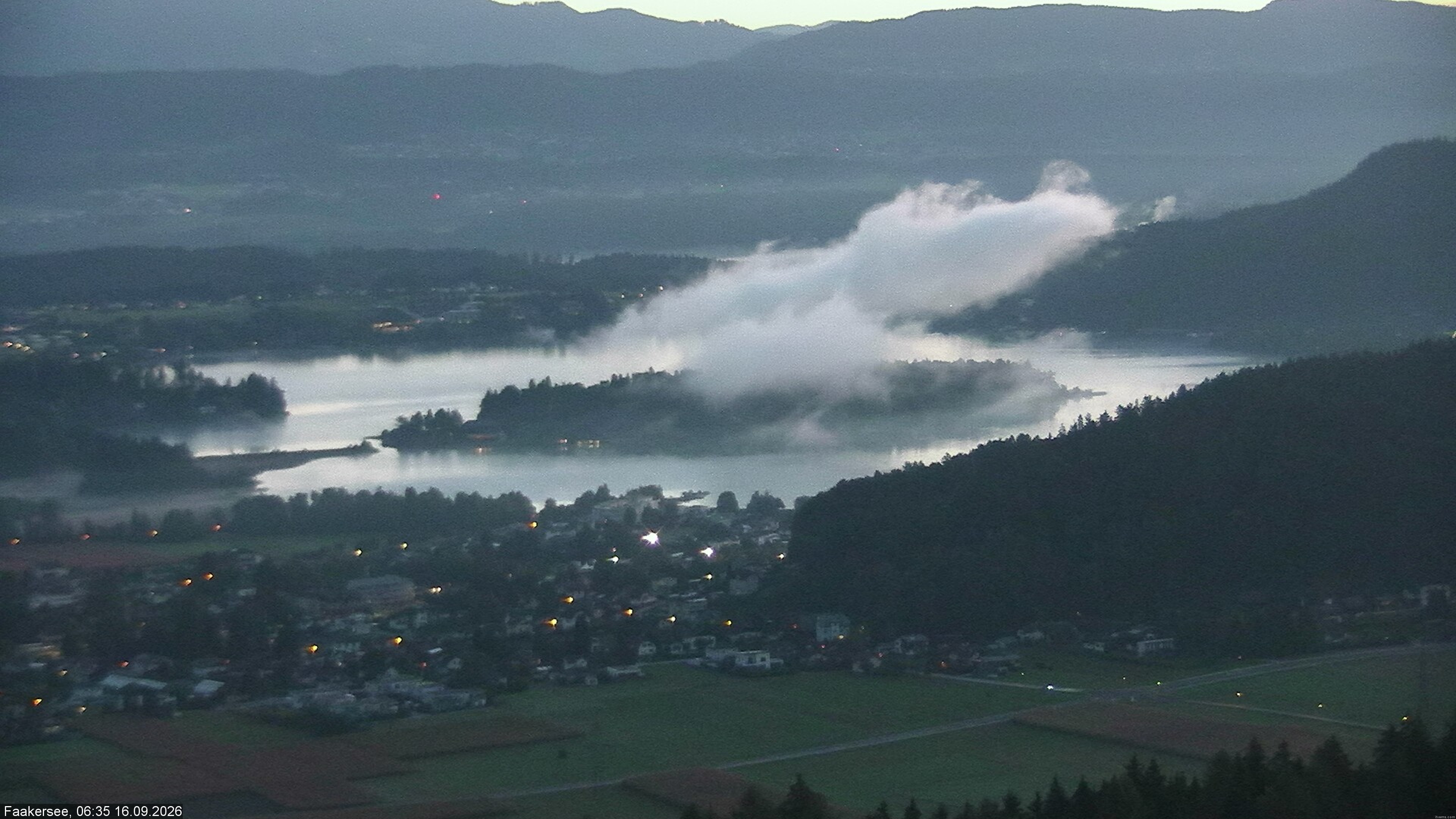 Archiv Foto Webcam Faakersee südlich von Villach