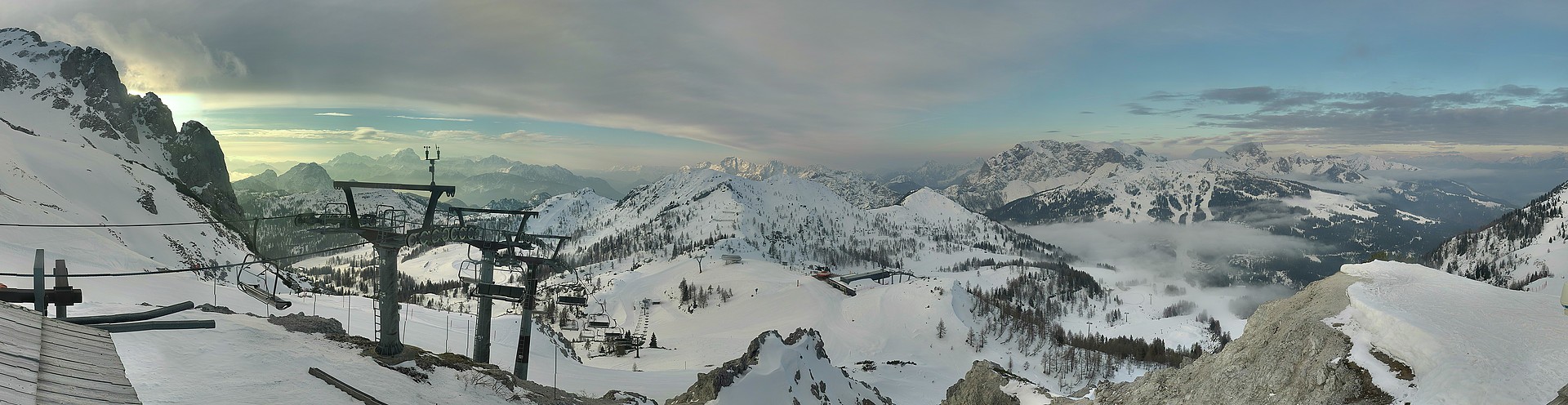 Archiv Foto Webcam Nassfeld: Panoramablick vom Gartnerkofel