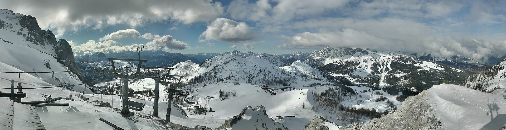 Archiv Foto Webcam Nassfeld: Panoramablick vom Gartnerkofel