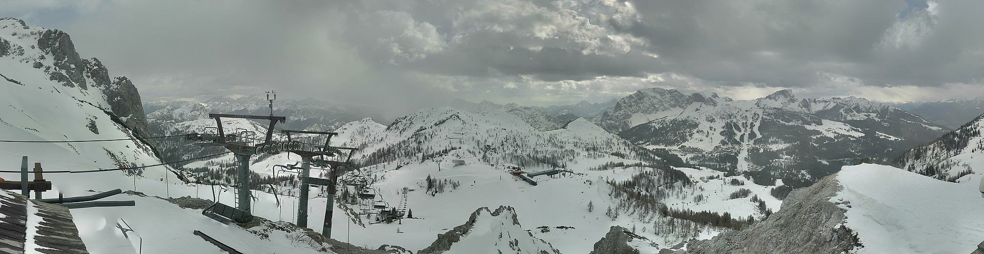 Archiv Foto Webcam Nassfeld: Panoramablick vom Gartnerkofel