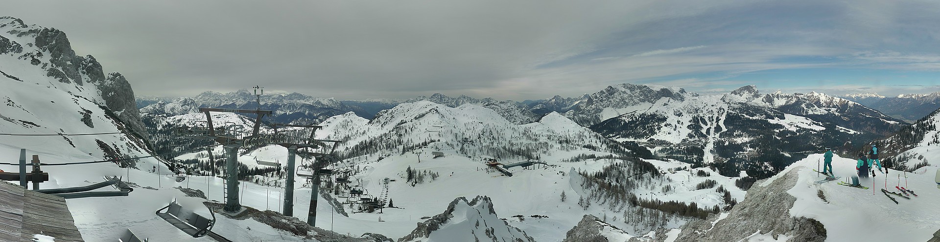 Archiv Foto Webcam Nassfeld: Panoramablick vom Gartnerkofel