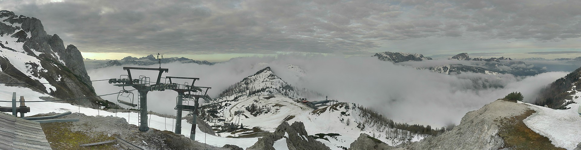 Archiv Foto Webcam Nassfeld: Panoramablick vom Gartnerkofel