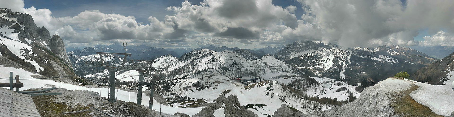 Archiv Foto Webcam Nassfeld: Panoramablick vom Gartnerkofel