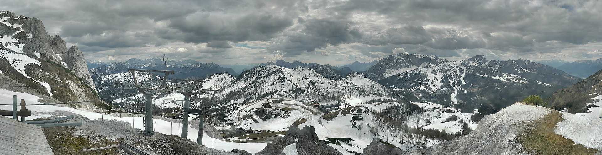 Archiv Foto Webcam Nassfeld: Panoramablick vom Gartnerkofel