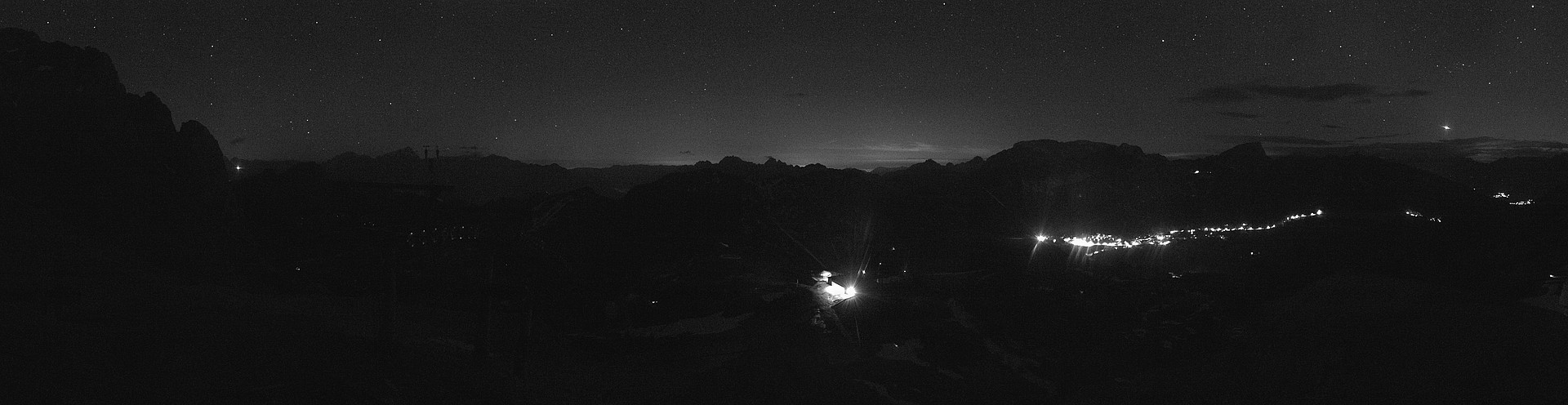 Archiv Foto Webcam Nassfeld: Panoramablick vom Gartnerkofel