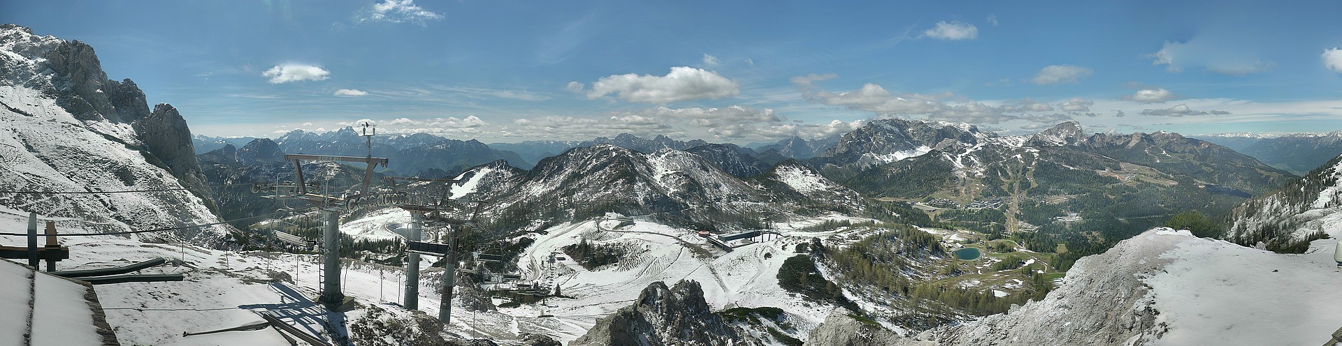 Archiv Foto Webcam Nassfeld: Panoramablick vom Gartnerkofel
