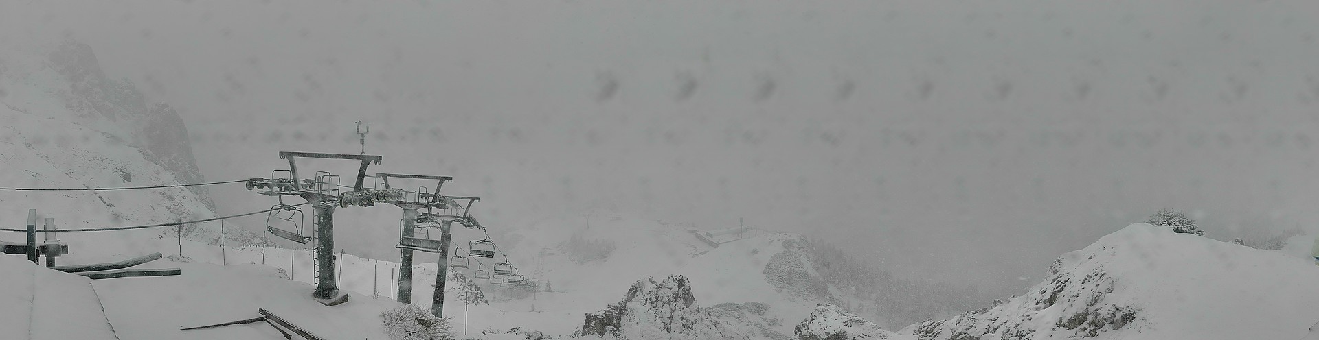Archiv Foto Webcam Nassfeld: Panoramablick vom Gartnerkofel