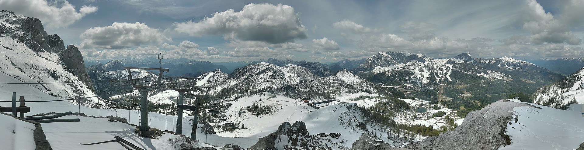 Archived image Webcam Nassfeld: Panorama view Gartnerkofel