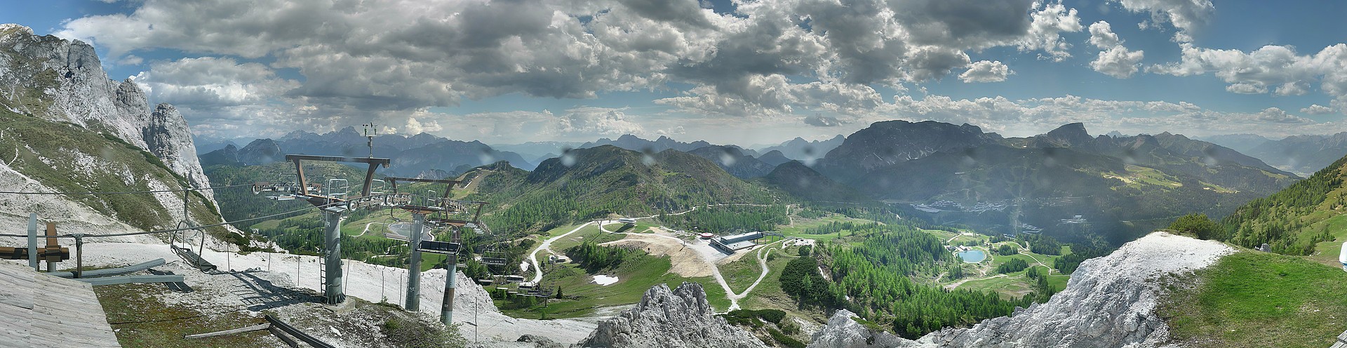 Archived image Webcam Nassfeld: Panorama view Gartnerkofel