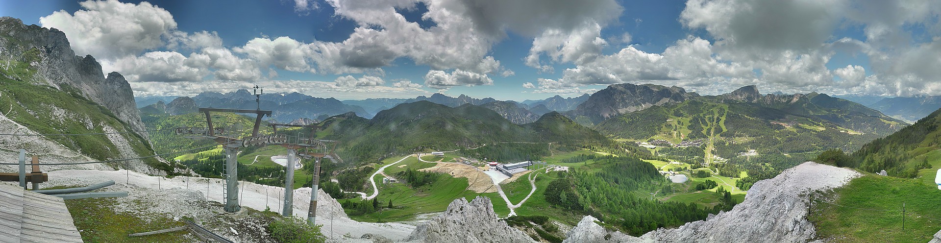 Archived image Webcam Nassfeld: Panorama view Gartnerkofel