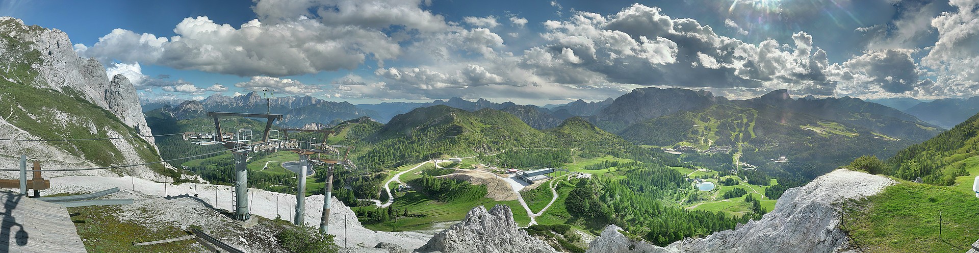 Archived image Webcam Nassfeld: Panorama view Gartnerkofel