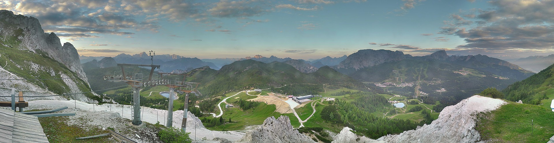 Archiv Foto Webcam Nassfeld: Panoramablick vom Gartnerkofel