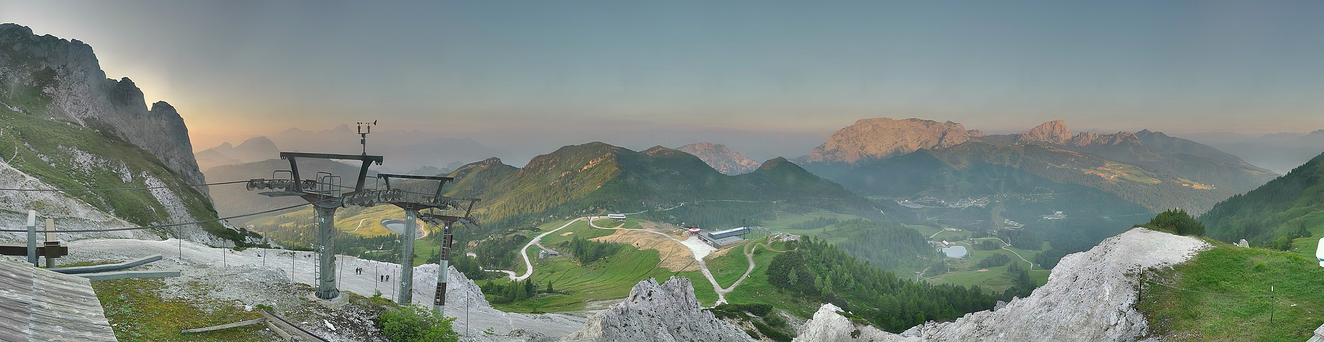 Archiv Foto Webcam Nassfeld: Panoramablick vom Gartnerkofel