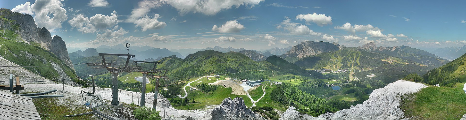 Archiv Foto Webcam Nassfeld: Panoramablick vom Gartnerkofel