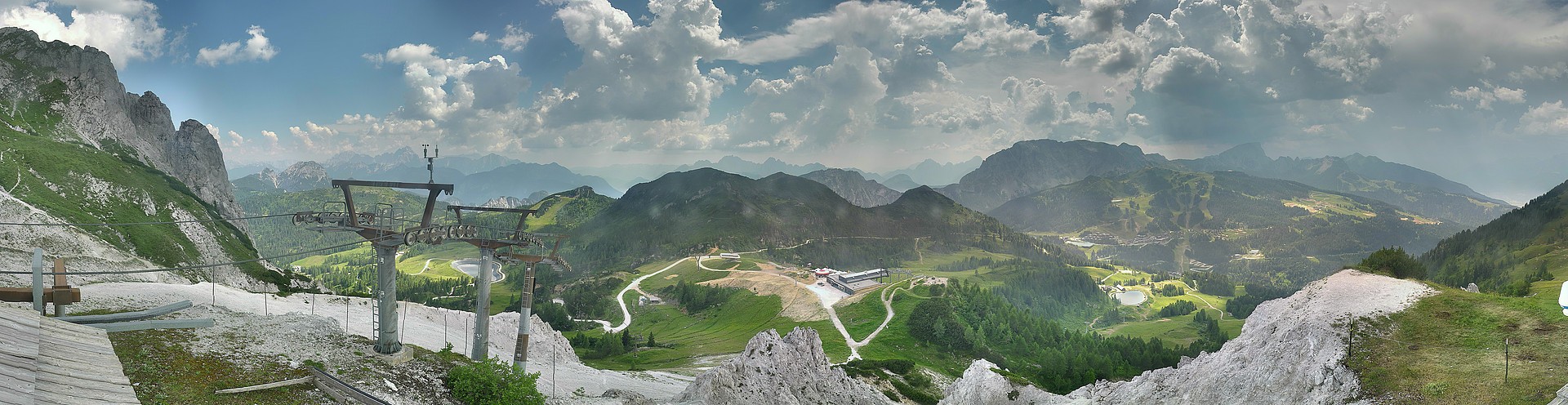 Archiv Foto Webcam Nassfeld: Panoramablick vom Gartnerkofel