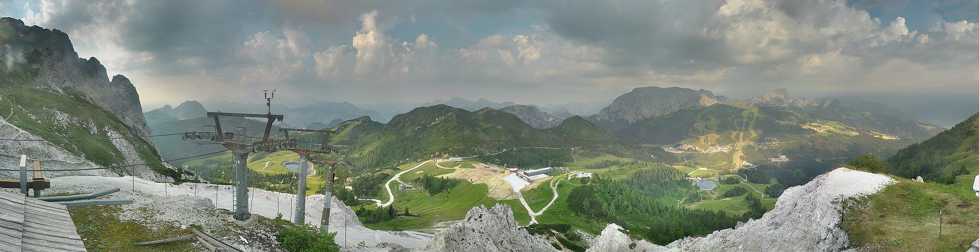 Archiv Foto Webcam Nassfeld: Panoramablick vom Gartnerkofel