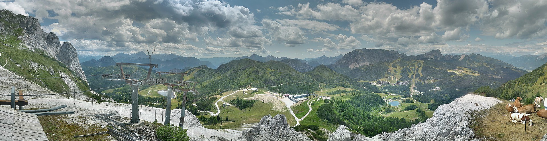Archiv Foto Webcam Nassfeld: Panoramablick vom Gartnerkofel