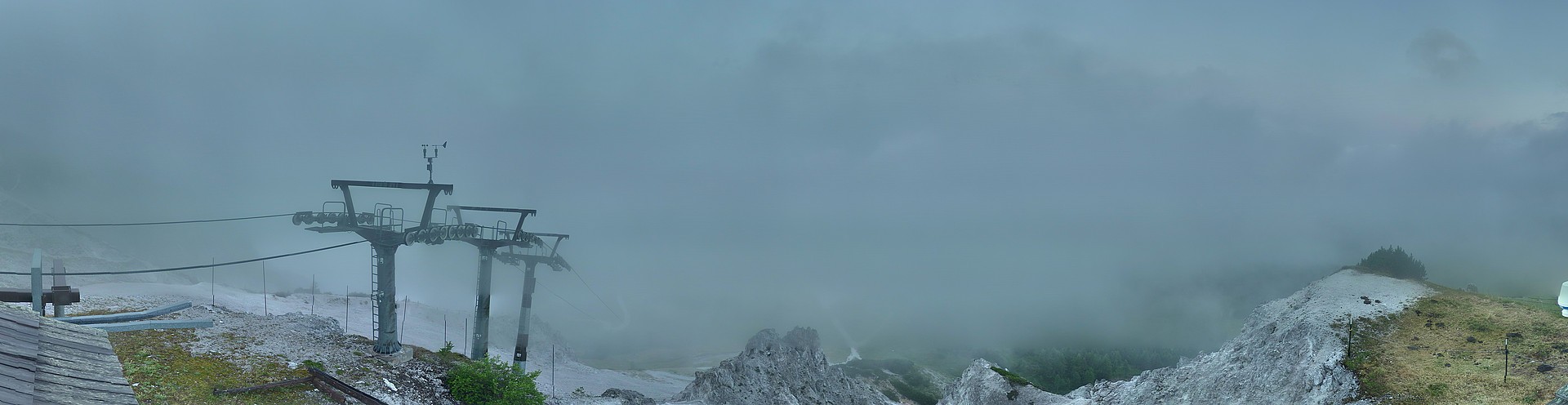 Archiv Foto Webcam Nassfeld: Panoramablick vom Gartnerkofel