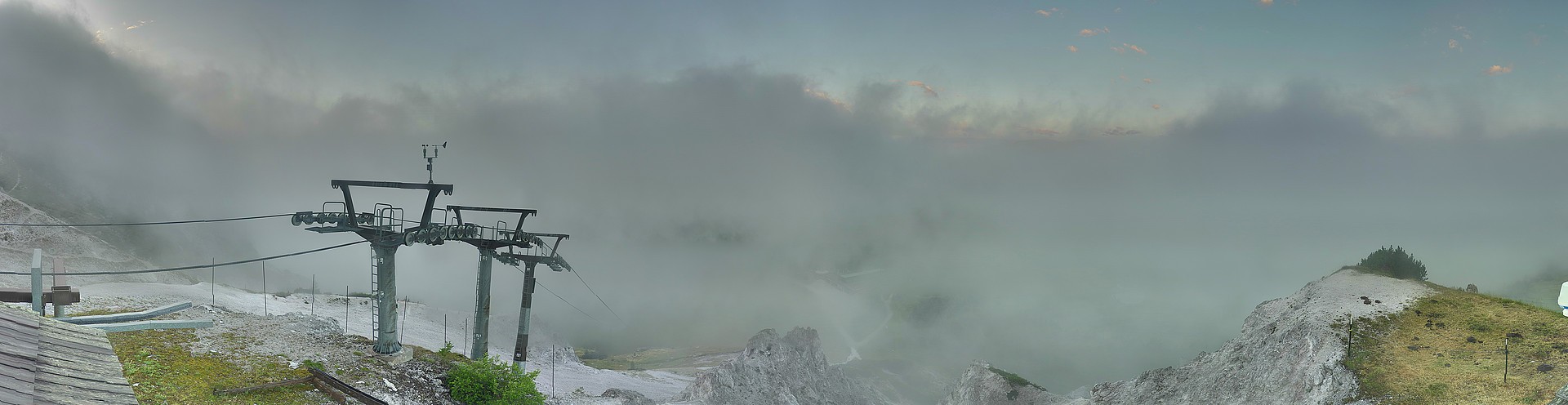 Archiv Foto Webcam Nassfeld: Panoramablick vom Gartnerkofel