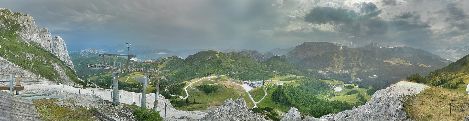 Archiv Foto Webcam Nassfeld: Panoramablick vom Gartnerkofel