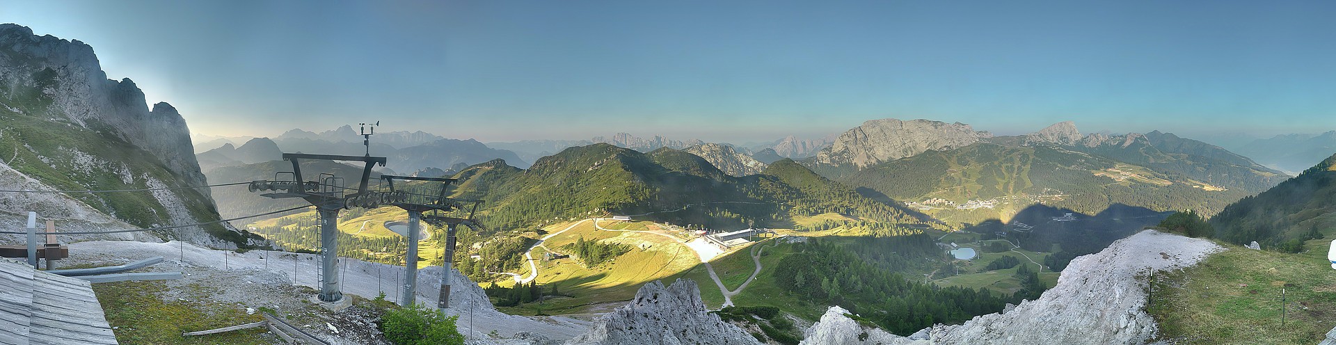 Archiv Foto Webcam Nassfeld: Panoramablick vom Gartnerkofel