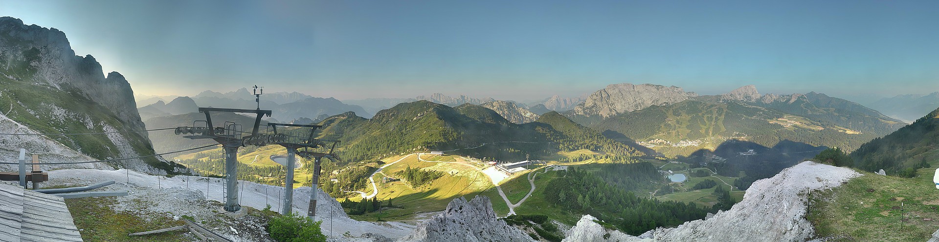 Archiv Foto Webcam Nassfeld: Panoramablick vom Gartnerkofel