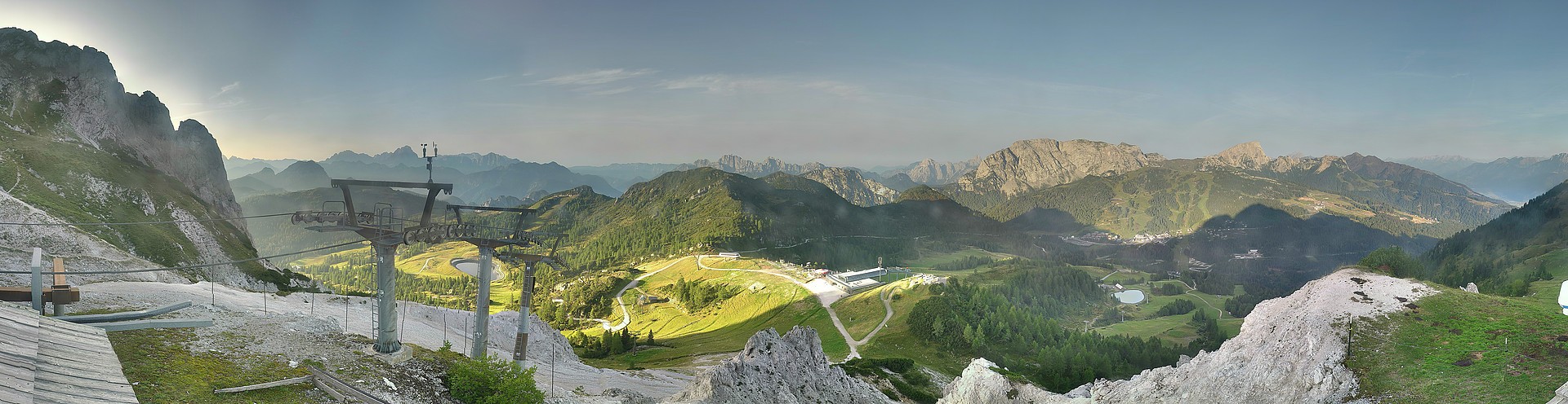 Archiv Foto Webcam Nassfeld: Panoramablick vom Gartnerkofel