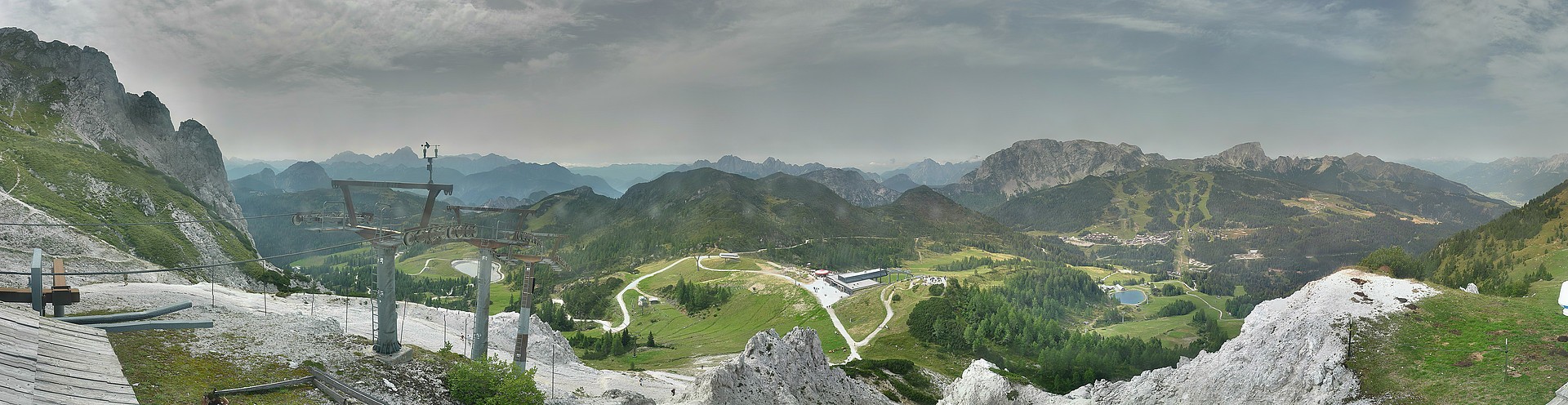 Archiv Foto Webcam Nassfeld: Panoramablick vom Gartnerkofel