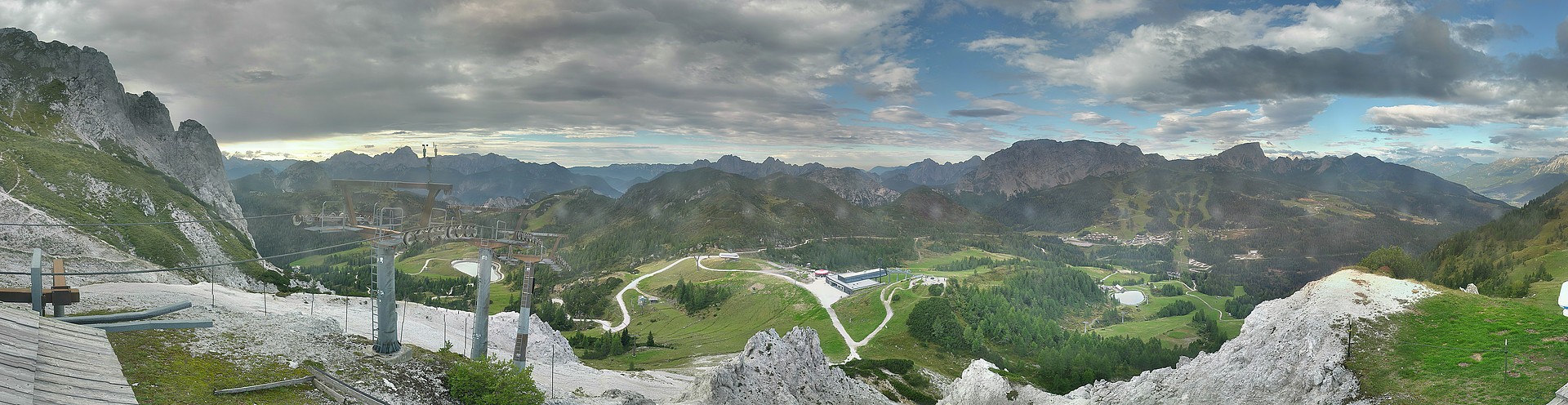 Archiv Foto Webcam Nassfeld: Panoramablick vom Gartnerkofel
