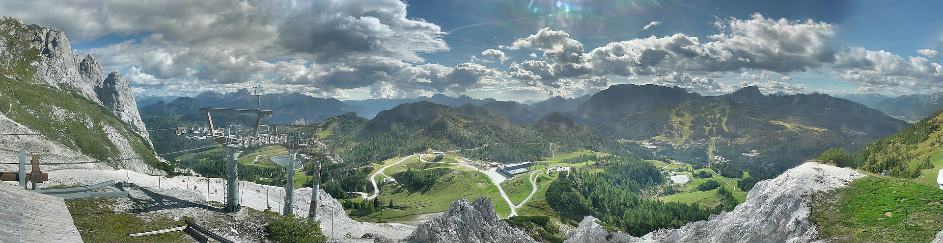 Archiv Foto Webcam Nassfeld: Panoramablick vom Gartnerkofel