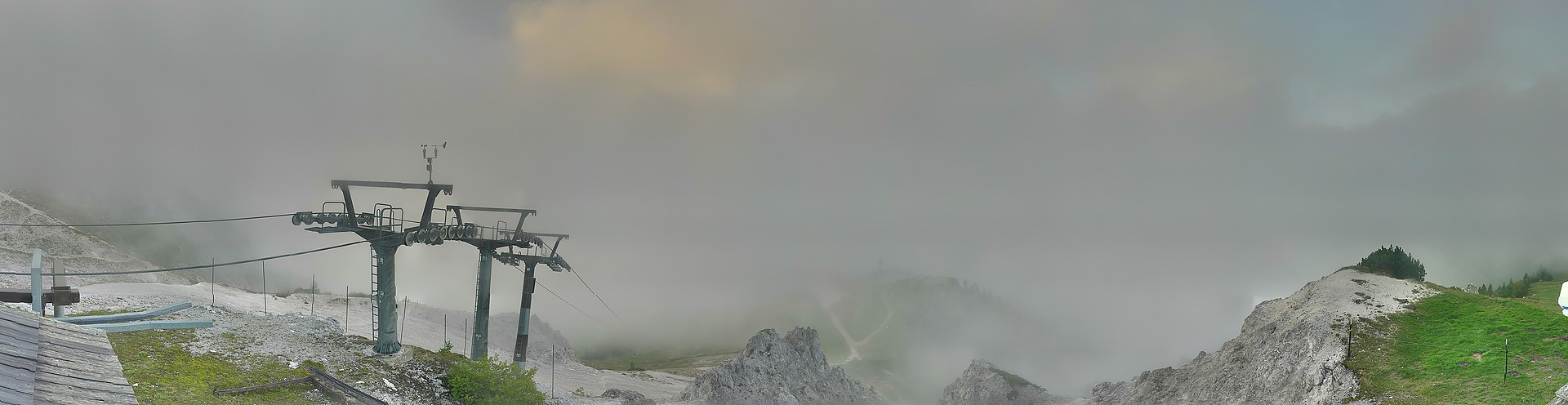 Archiv Foto Webcam Nassfeld: Panoramablick vom Gartnerkofel
