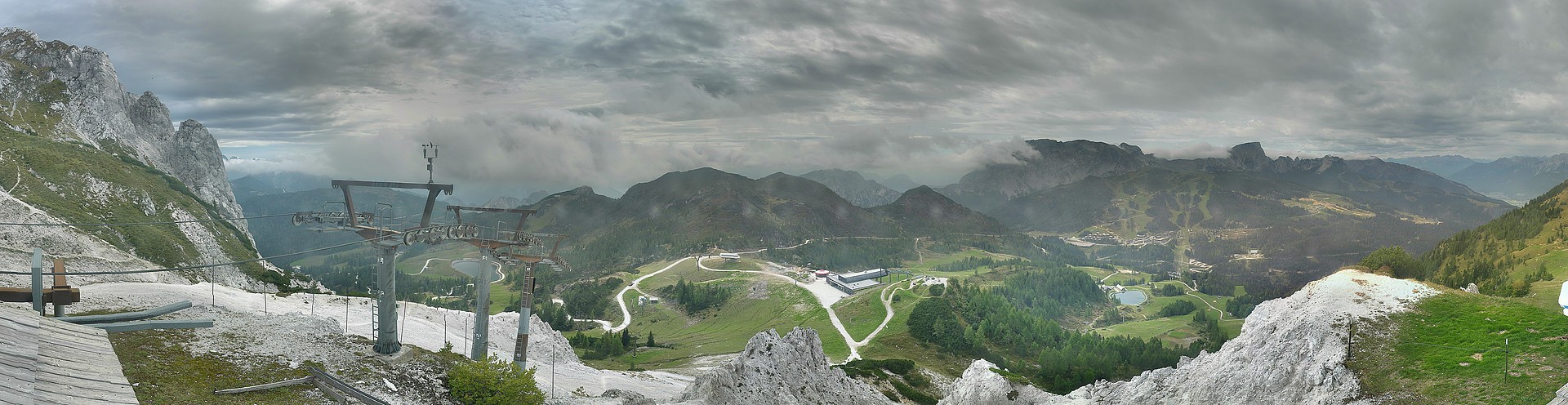 Archived image Webcam Nassfeld: Panorama view Gartnerkofel
