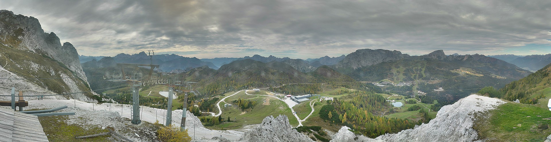 Archiv Foto Webcam Nassfeld: Panoramablick vom Gartnerkofel