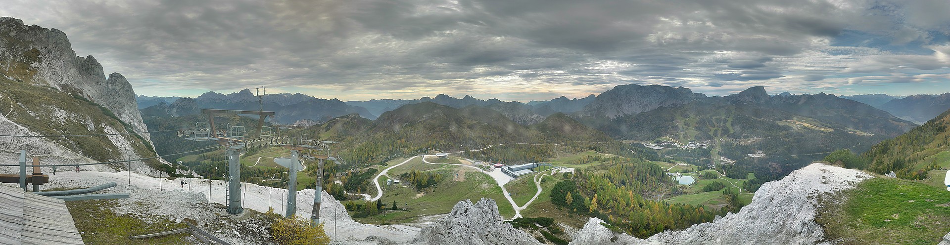Archiv Foto Webcam Nassfeld: Panoramablick vom Gartnerkofel