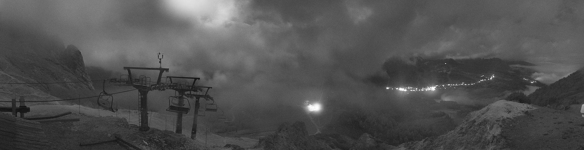 Archiv Foto Webcam Nassfeld: Panoramablick vom Gartnerkofel