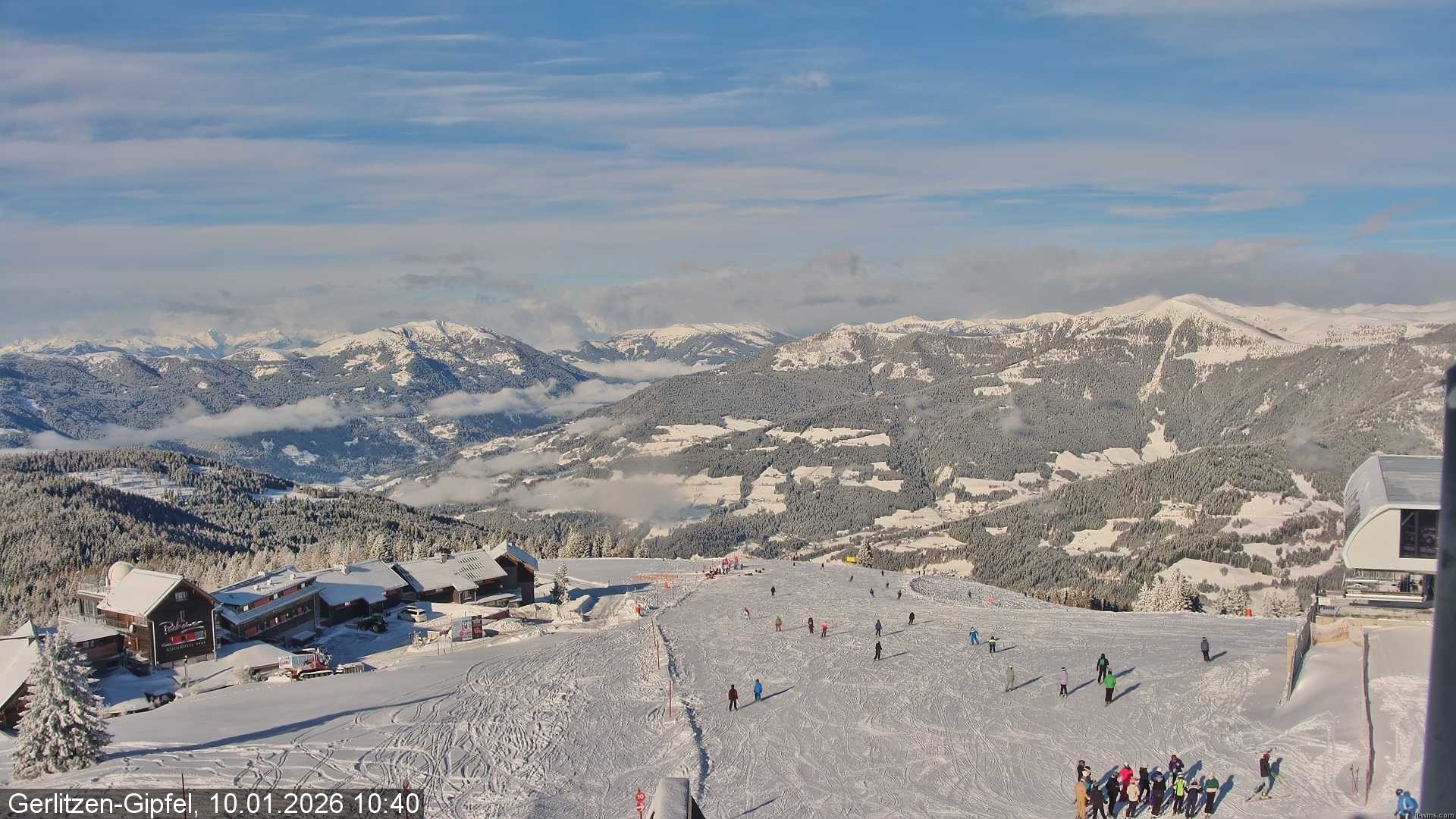 Archiv Foto Webcam Gerlitzen Gipfel: Bergstation 8er Carving Jet