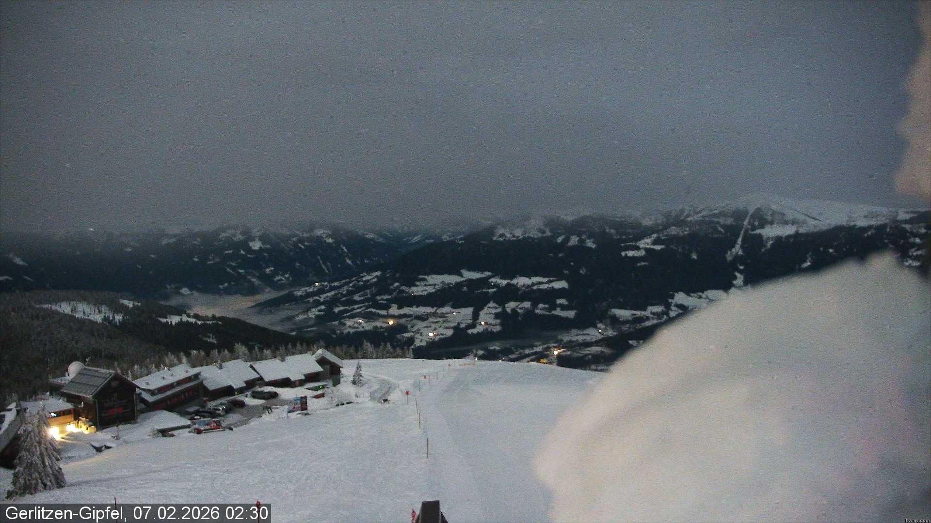 Archiv Foto Webcam Gerlitzen Gipfel: Bergstation 8er Carving Jet