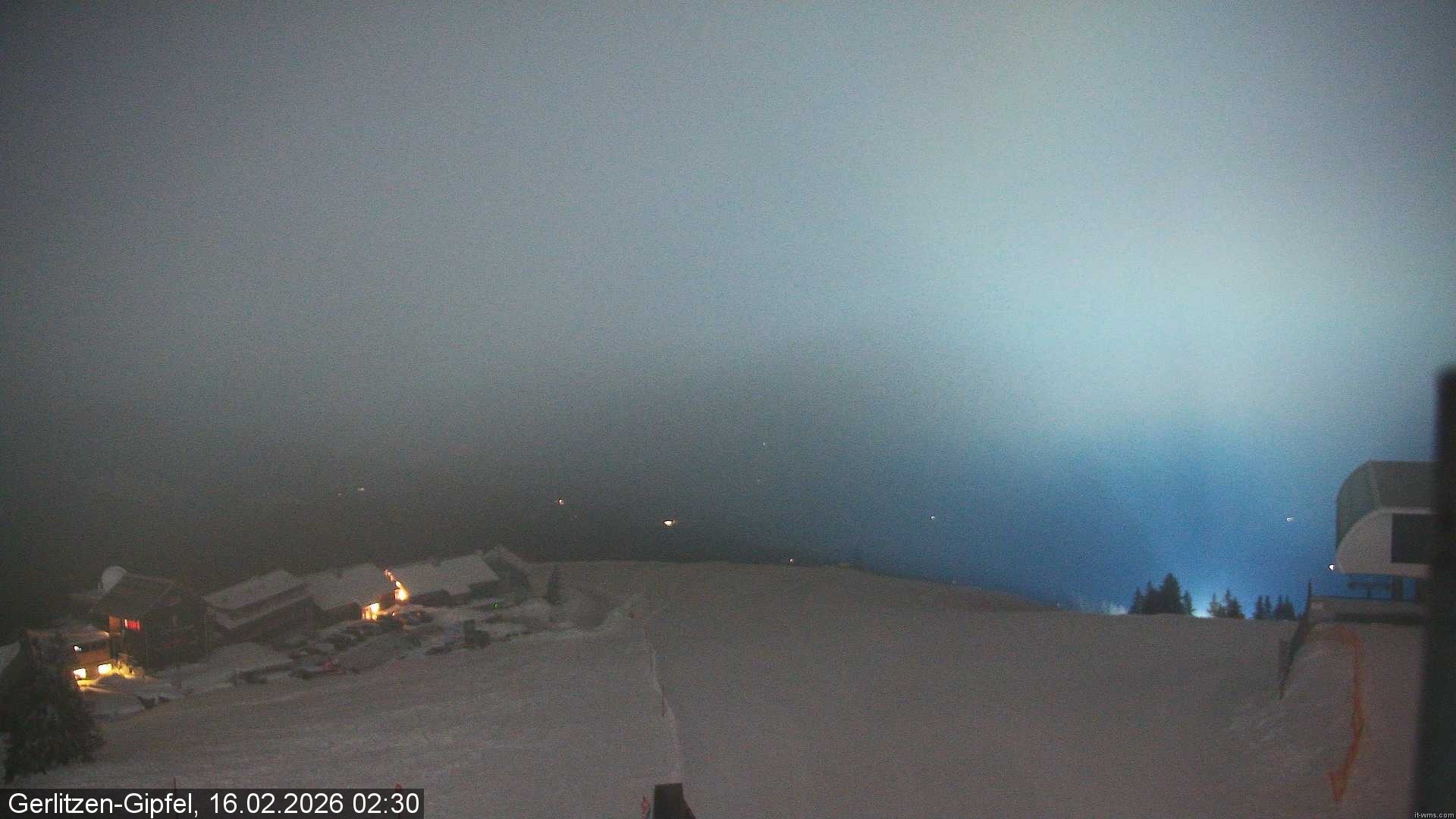 Archiv Foto Webcam Gerlitzen Gipfel: Bergstation 8er Carving Jet