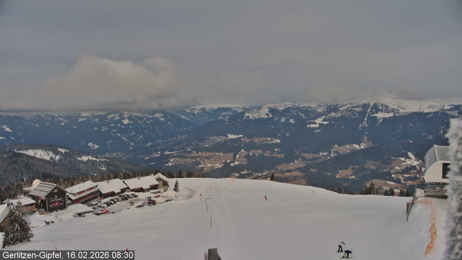 Archiv Foto Webcam Gerlitzen Gipfel: Bergstation 8er Carving Jet