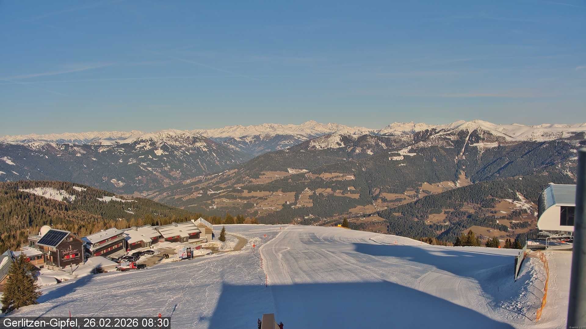 Archived image Webcam Mountain station 8er Carving Jet