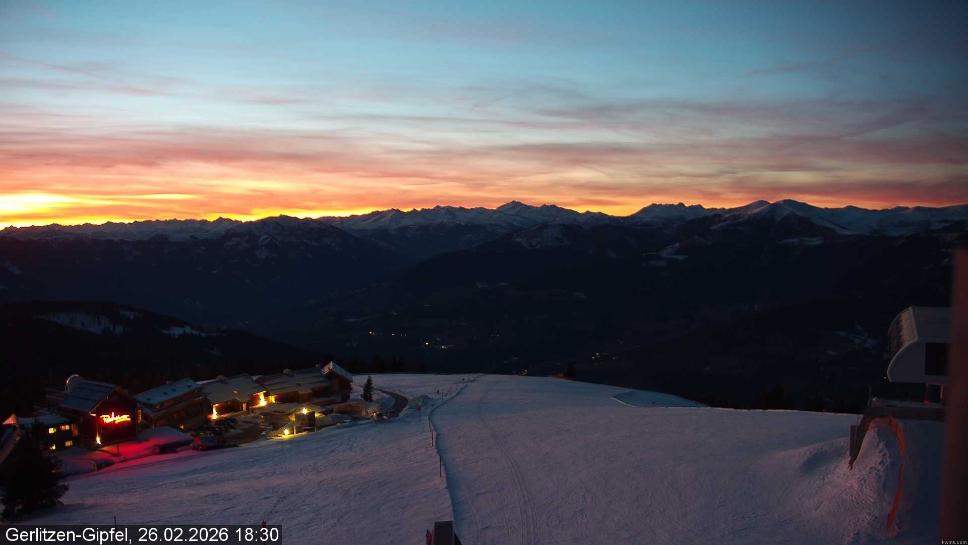 Archived image Webcam Mountain station 8er Carving Jet