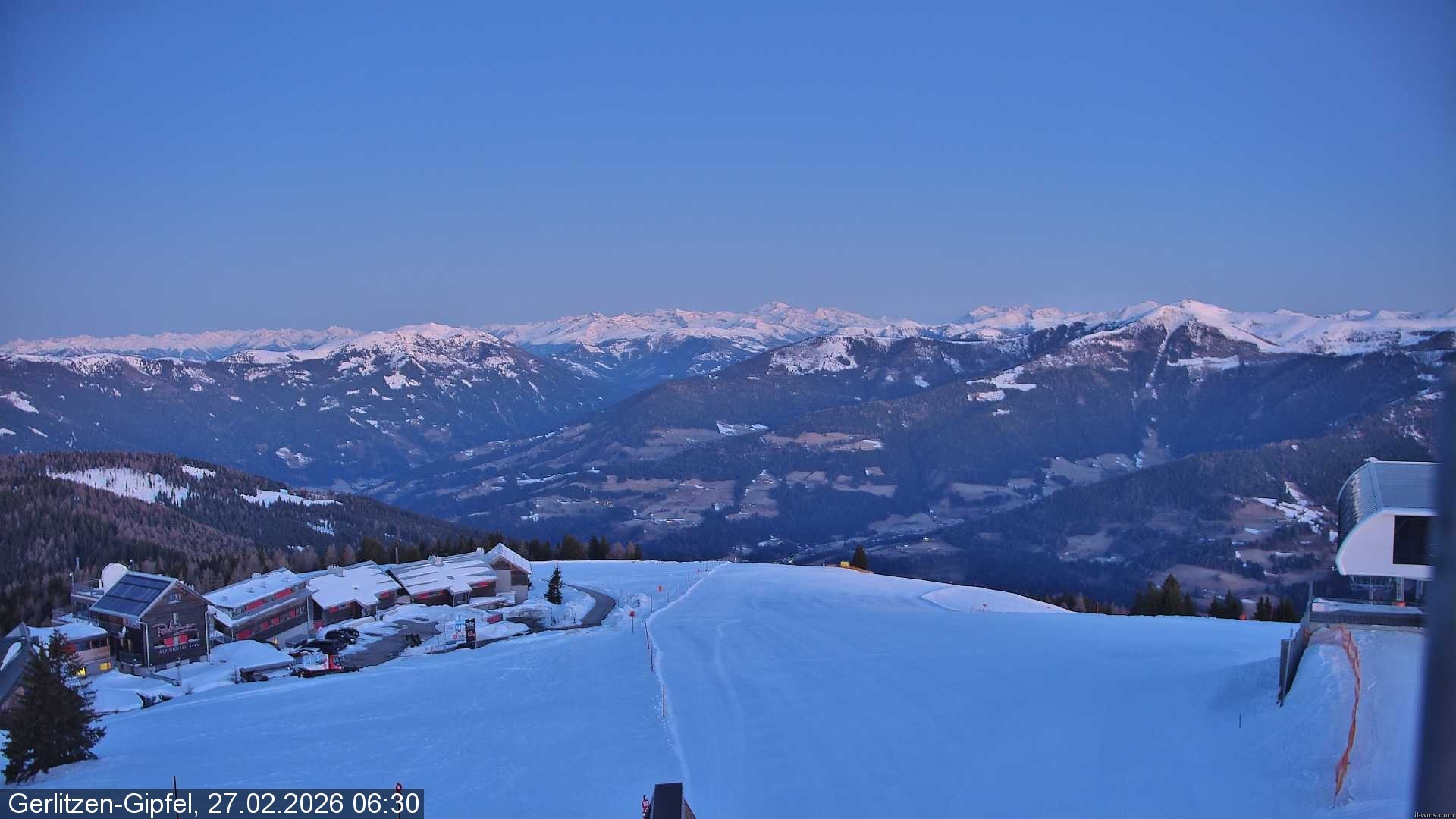 Archived image Webcam Mountain station 8er Carving Jet