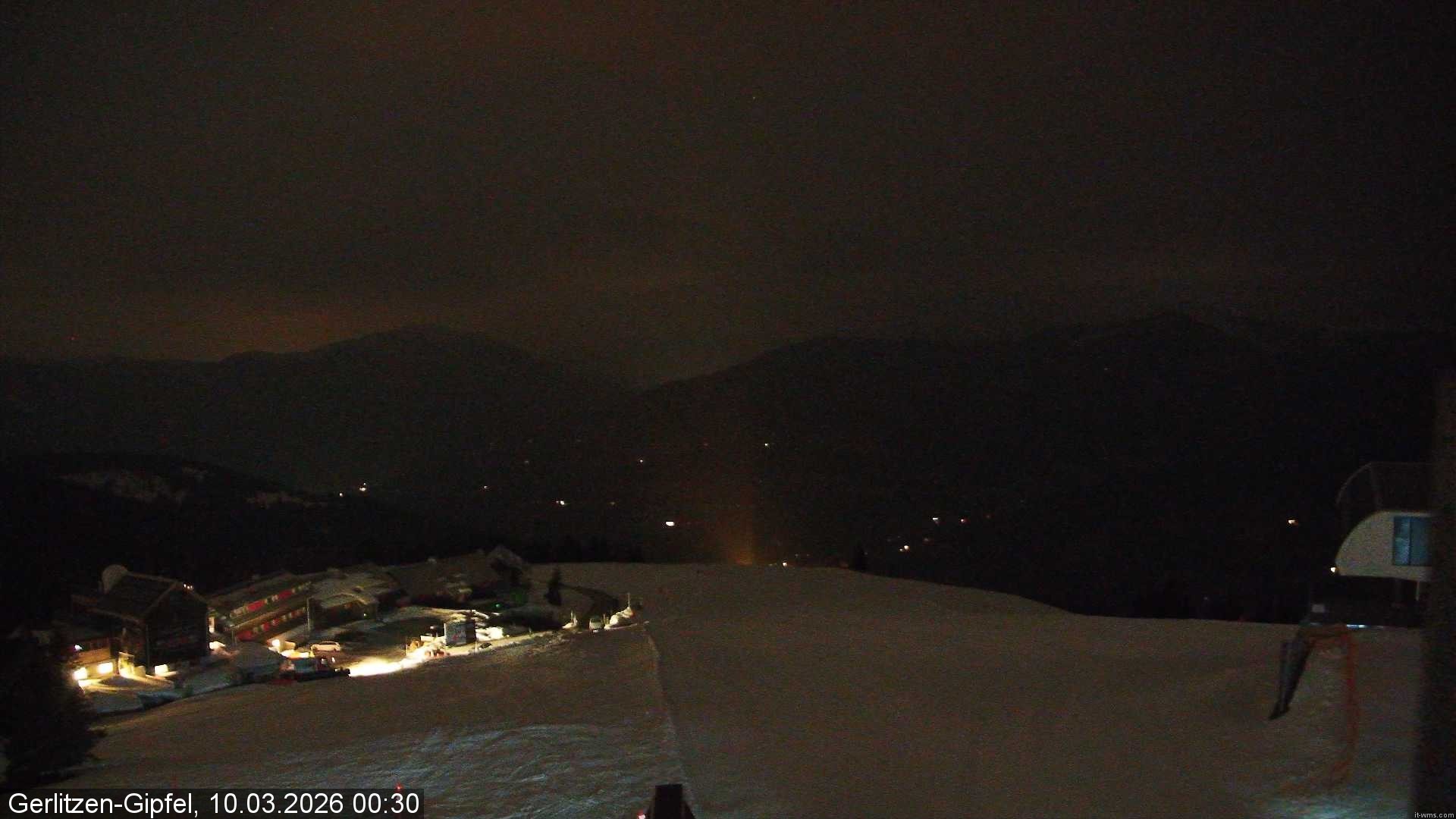 Archiv Foto Webcam Gerlitzen Gipfel: Bergstation 8er Carving Jet