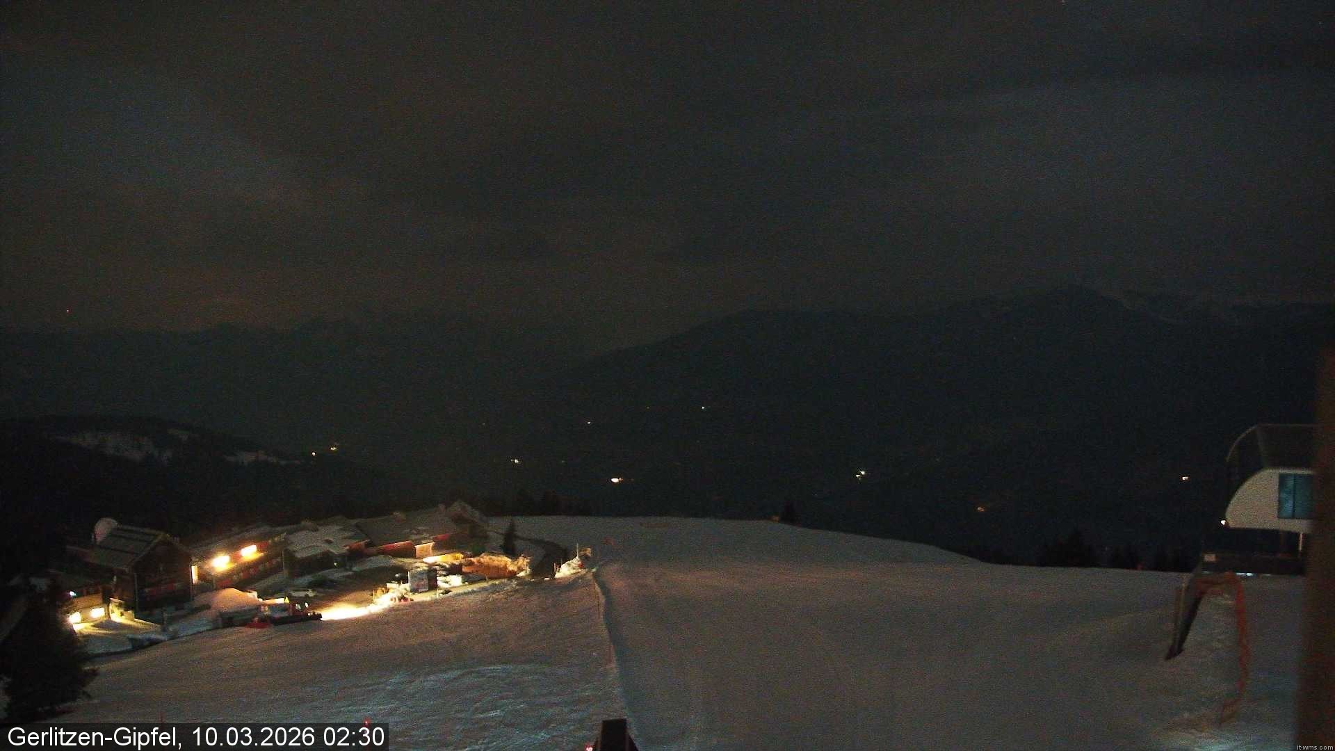 Archiv Foto Webcam Gerlitzen Gipfel: Bergstation 8er Carving Jet