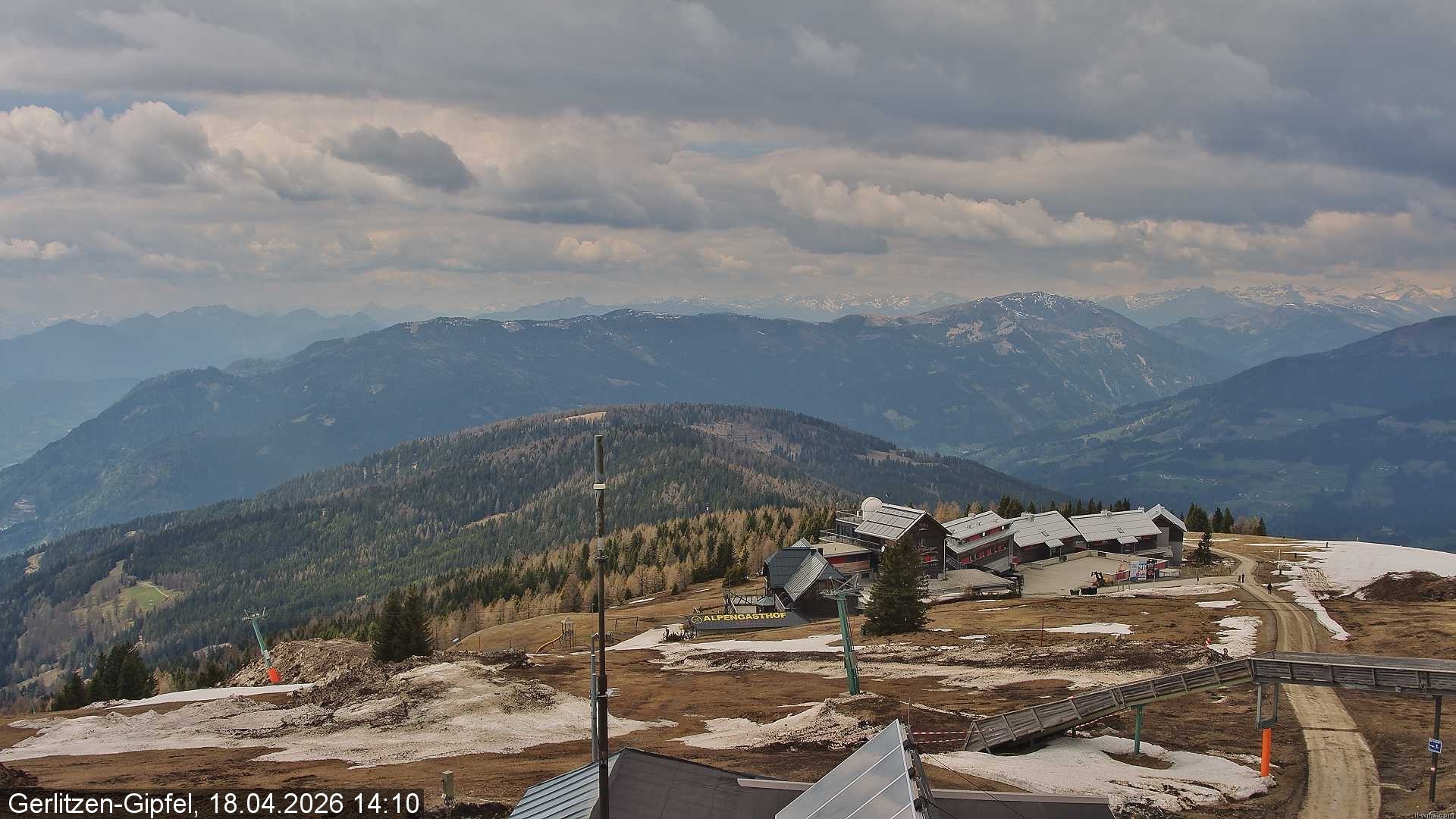 Archiv Foto Webcam Gerlitzen Gipfel: Bergstation 8er Carving Jet