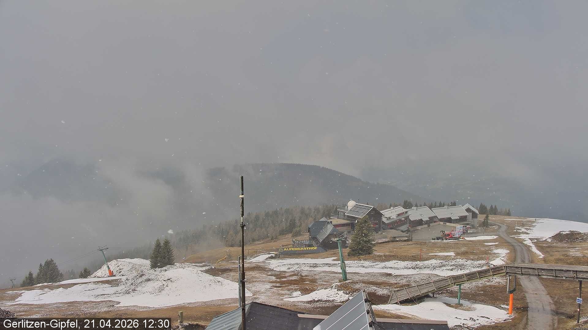 Archiv Foto Webcam Gerlitzen Gipfel: Bergstation 8er Carving Jet