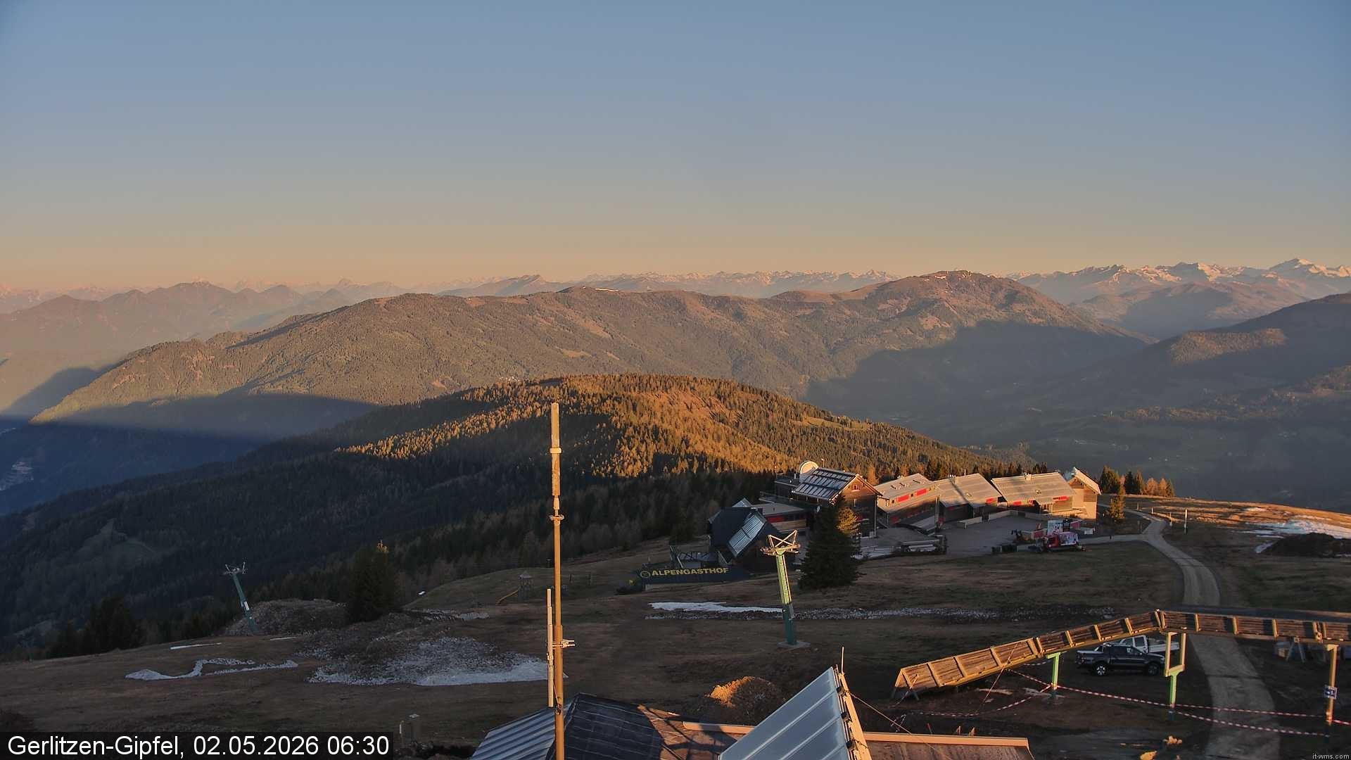 Archiv Foto Webcam Gerlitzen Gipfel: Bergstation 8er Carving Jet