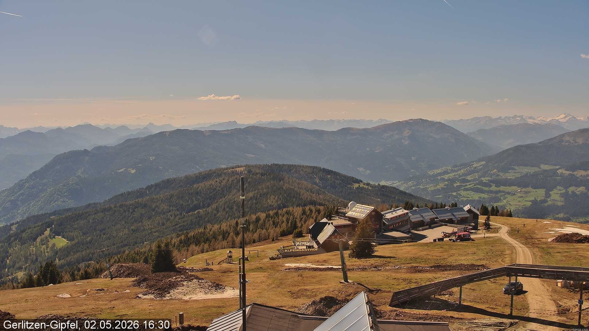 Archiv Foto Webcam Gerlitzen Gipfel: Bergstation 8er Carving Jet