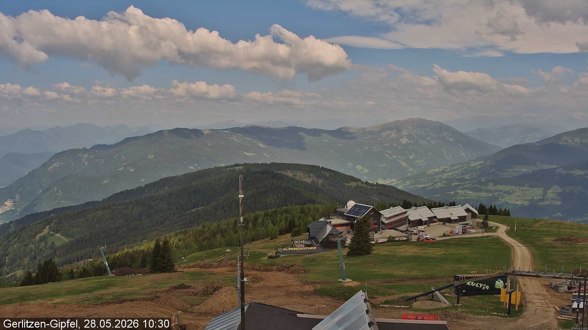 Archived image Webcam Mountain station 8er Carving Jet