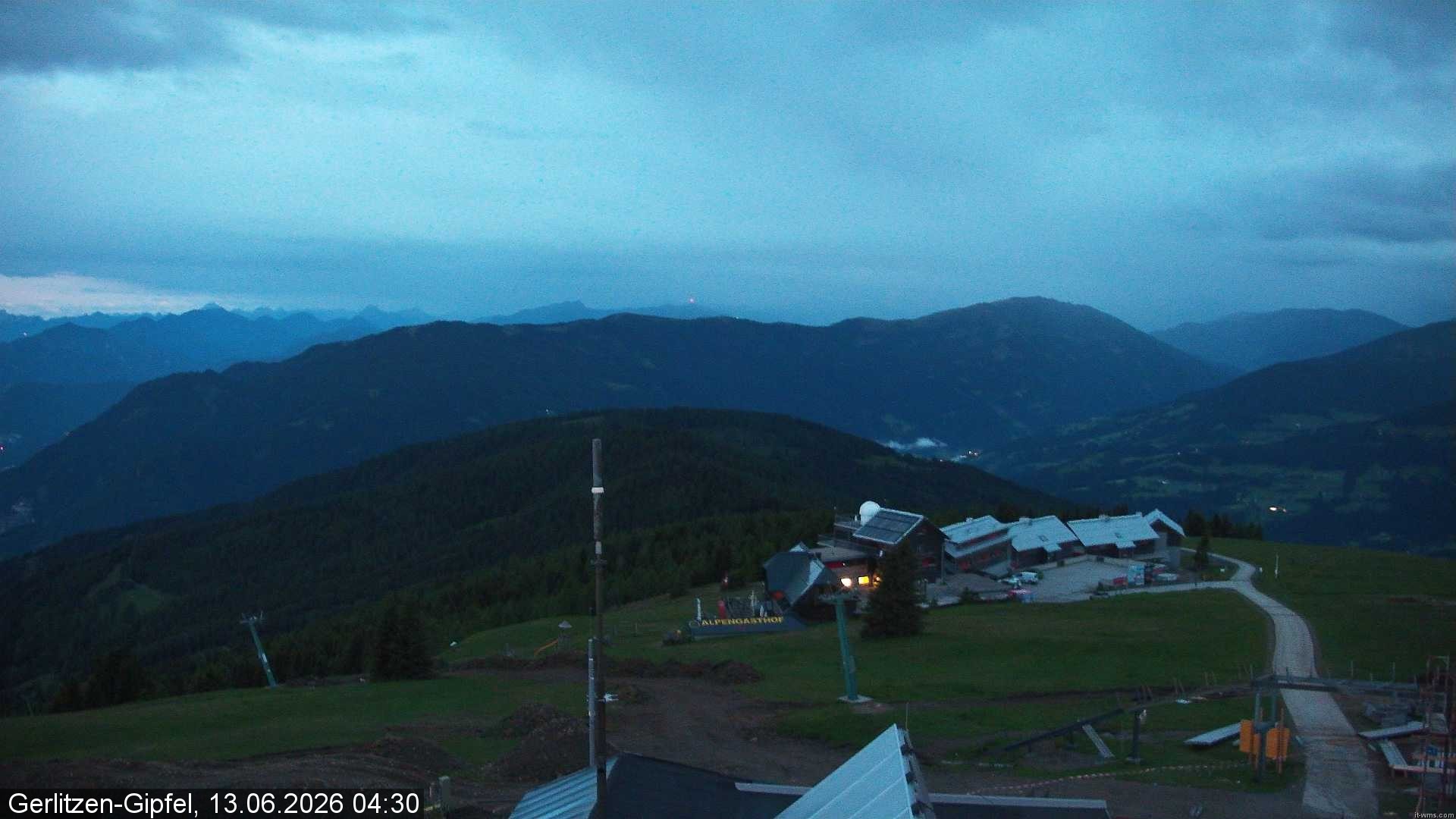 Archived image Webcam Mountain station 8er Carving Jet